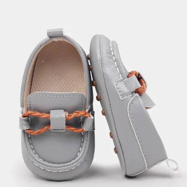 Sapatinho de Bebê Antiderrapante - Conforto e Segurança - Estrela Kids