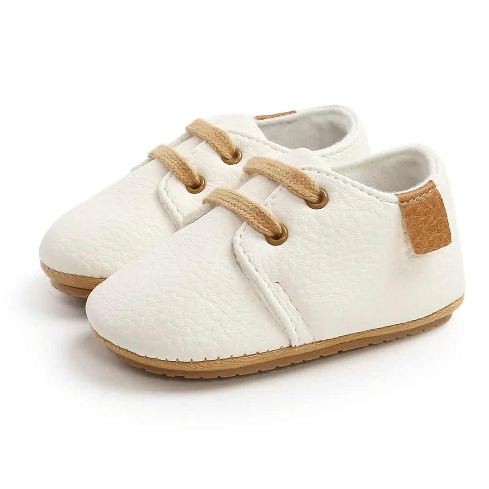 Mocassins Antiderrapantes para Bebês - Estilo Retrô - Estrela Kids