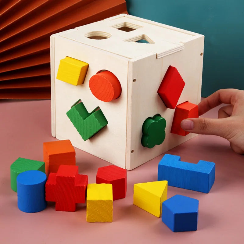 Caixa Educativa Montessori de Madeira 3D com Formas - Estrela Kids