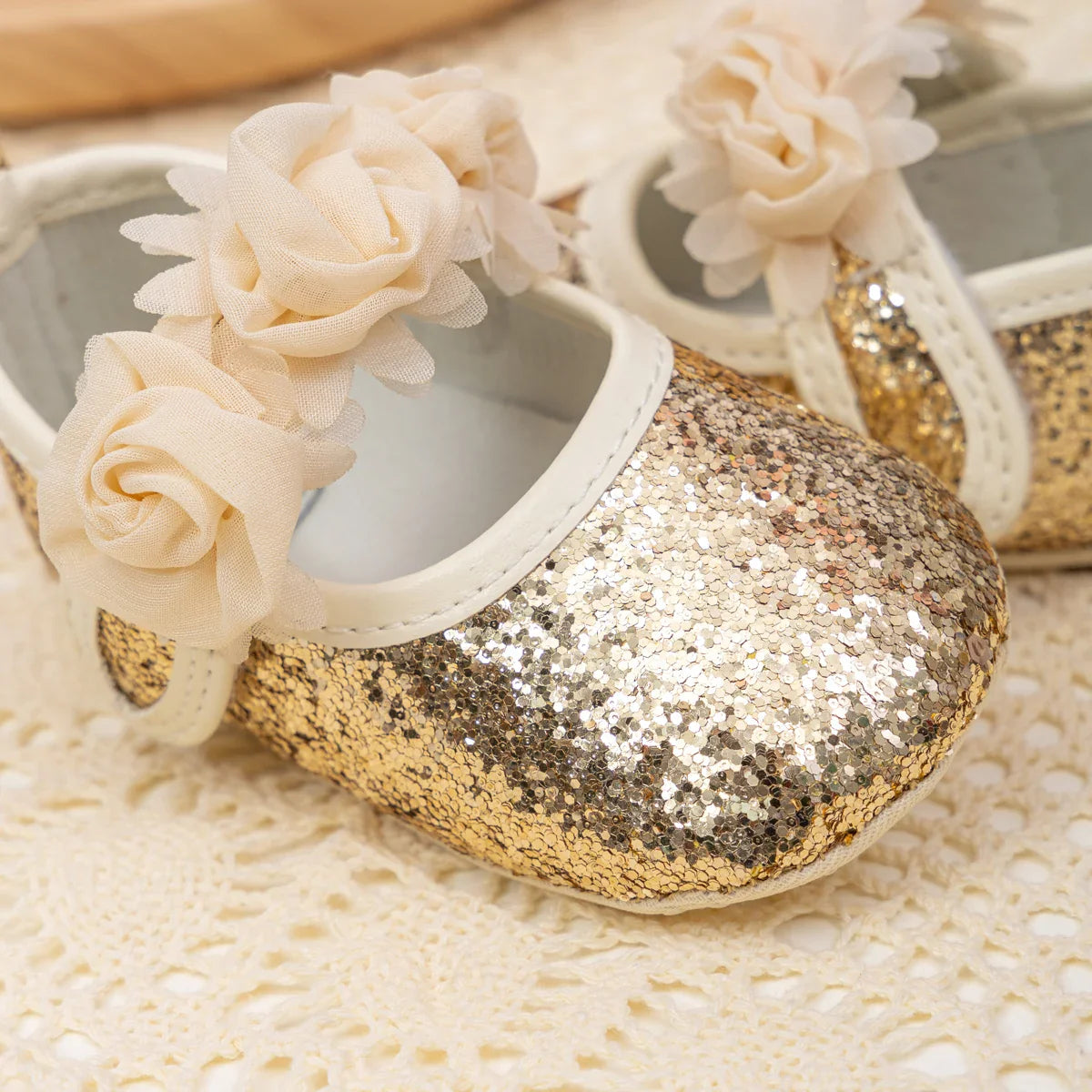 Sapatos de Festa para Bebês com Renda Floral - Estrela Kids